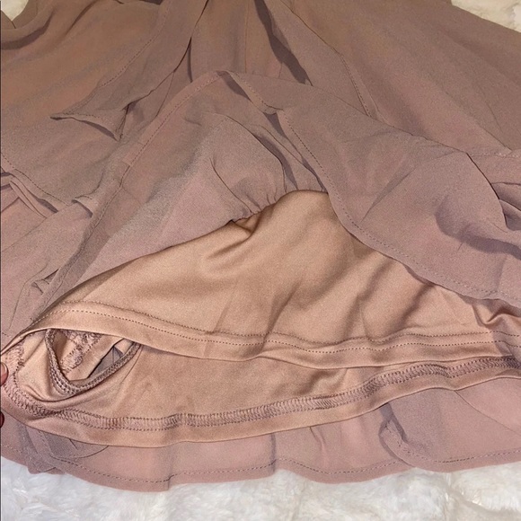 LANE201 RUFFLE ROMPER - MEDIUM - Picture 4 of 5